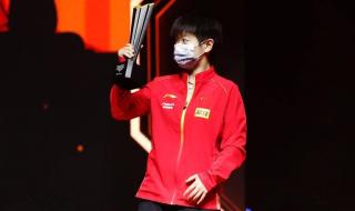 孙颖莎4比1击败王艺迪 孙颖莎4比1击败王艺迪